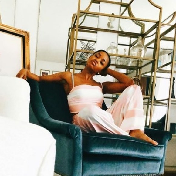 Meet your Posher, Olivia - Picture 1 of 1